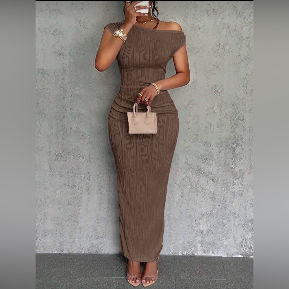 SHEIN Brown Off-Shoulder Maxi Dress